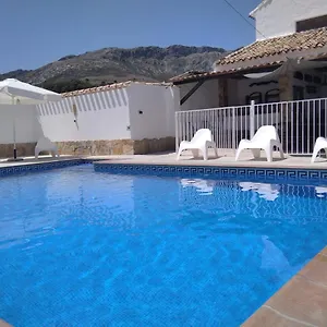  Сasa de vacaciones Cortijo El Llano Priego De Córdoba