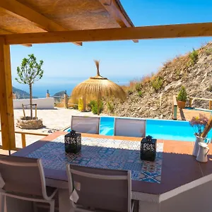 Mariposa Mariposaholidays , Nerja España